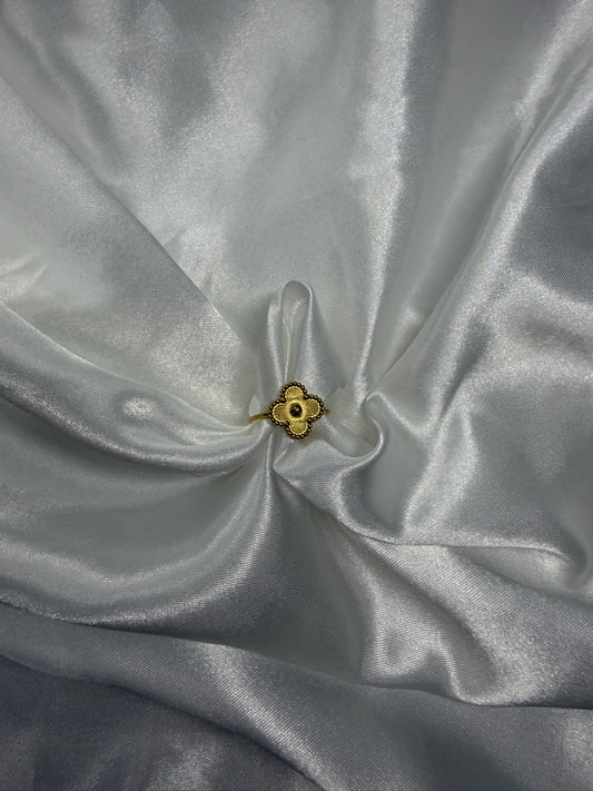 Gigi Ring