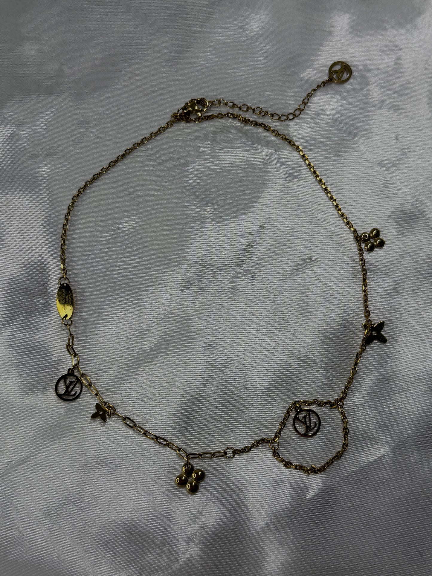 Maison Necklace
