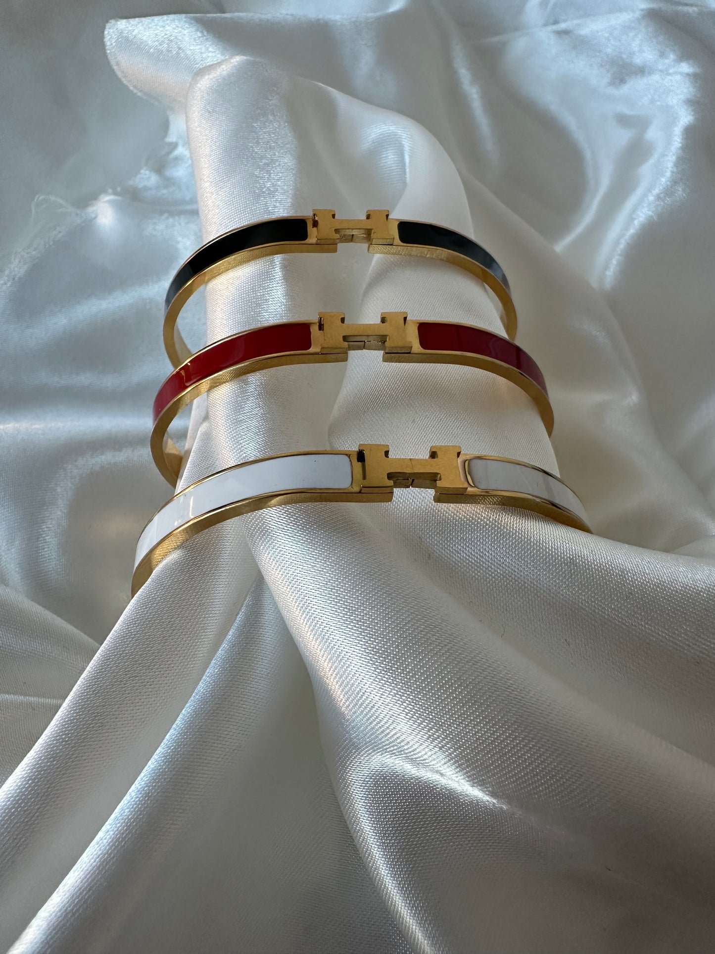 Gold Hannah Bangle