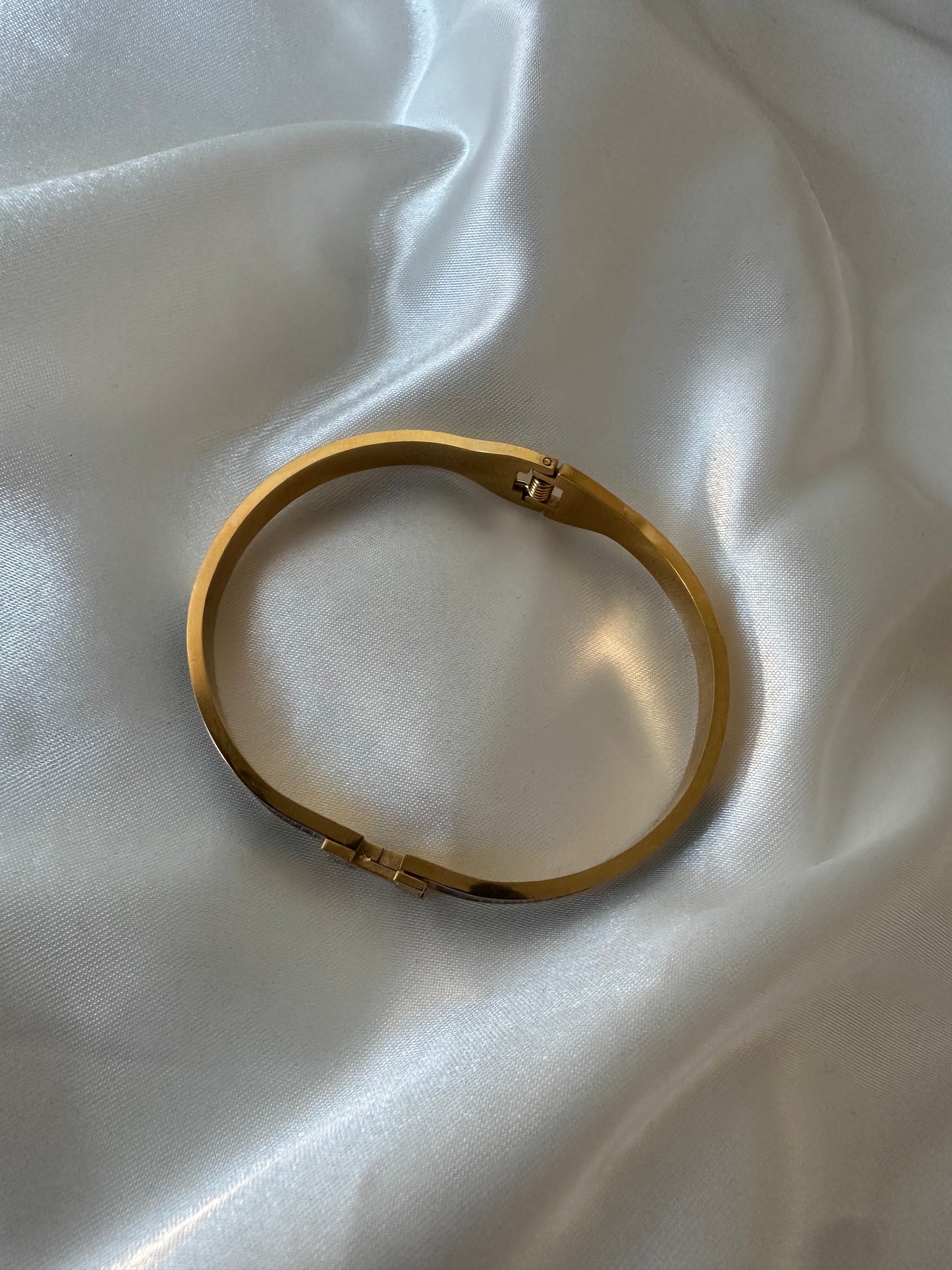 Gold Hannah Bangle
