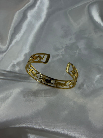 Yara Bangle