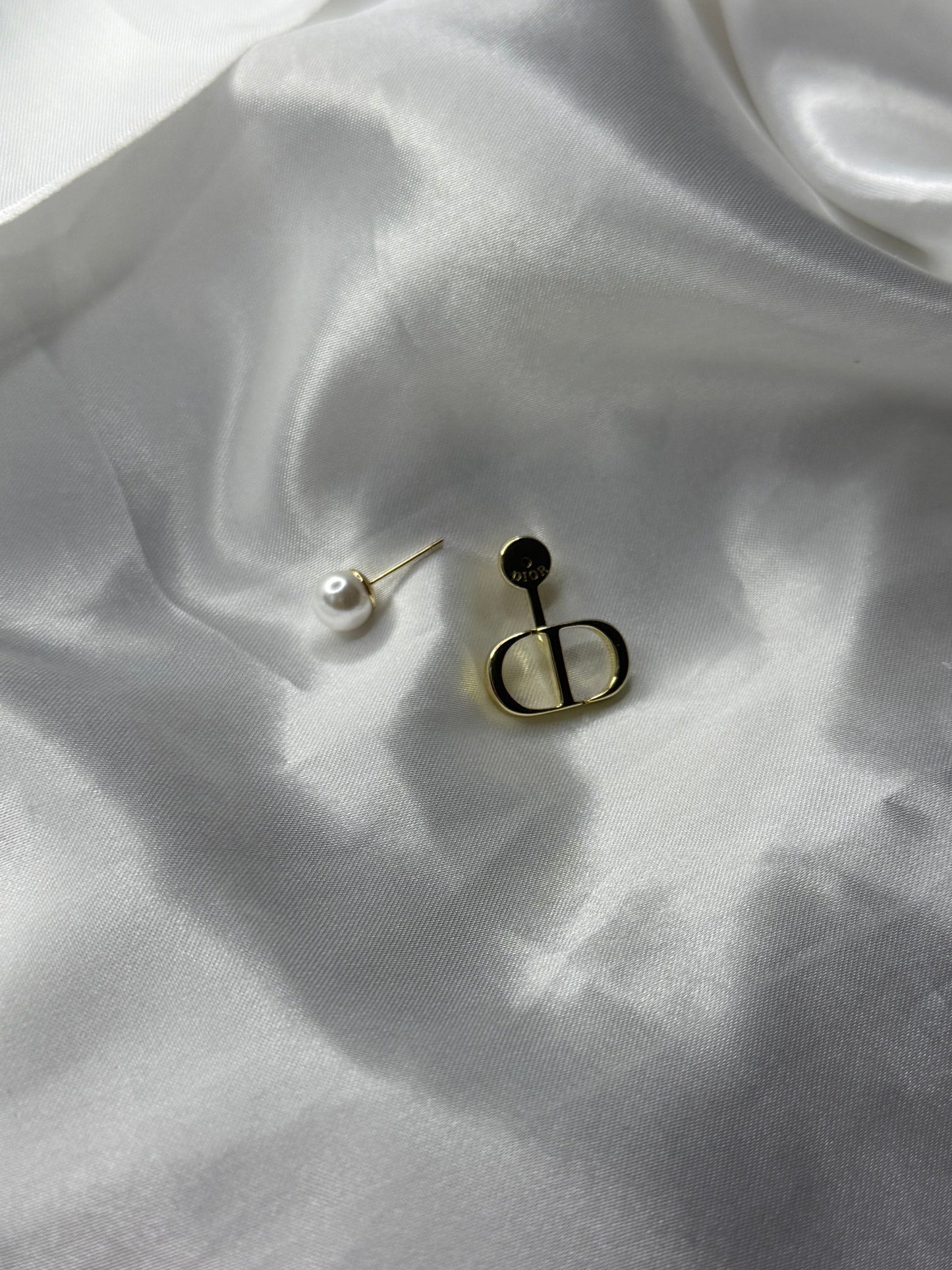 Désir Earrings