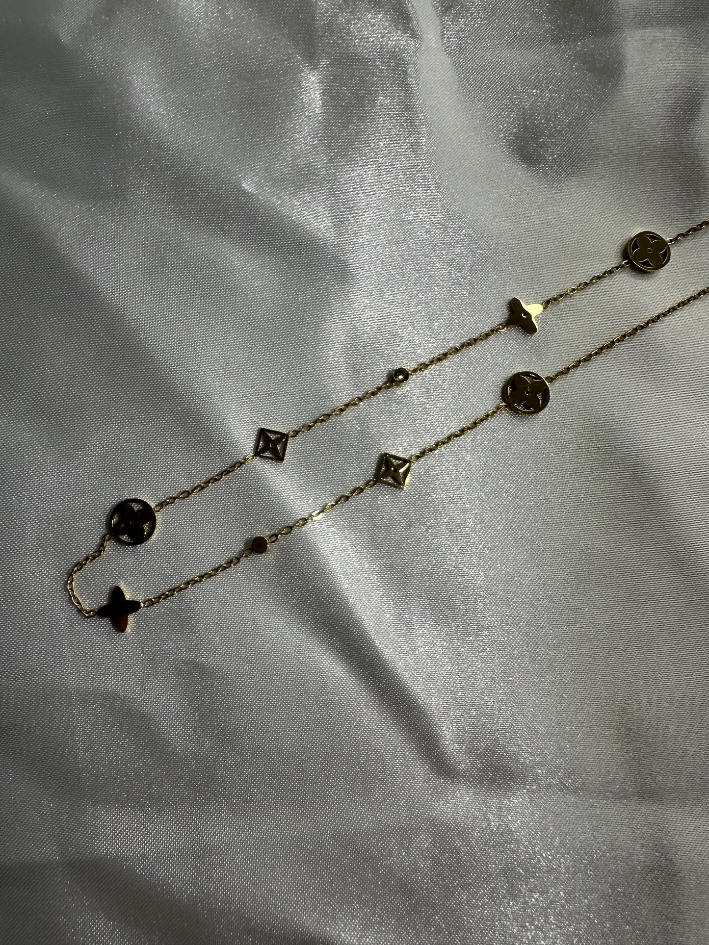 Laila Necklace