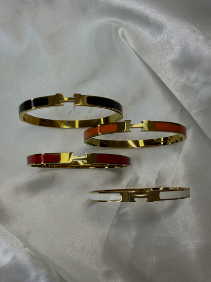 Leyla Bangle