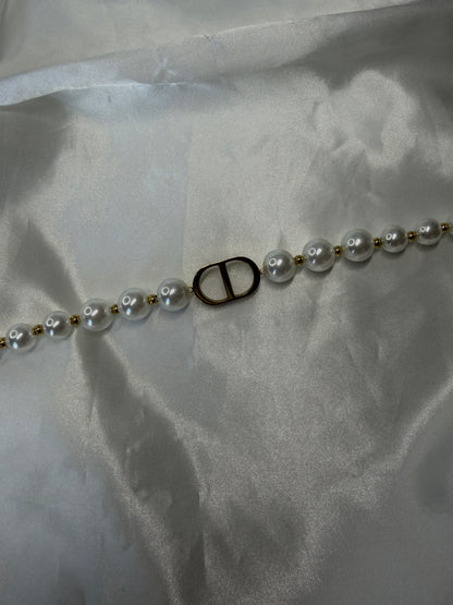 Elyá Necklace