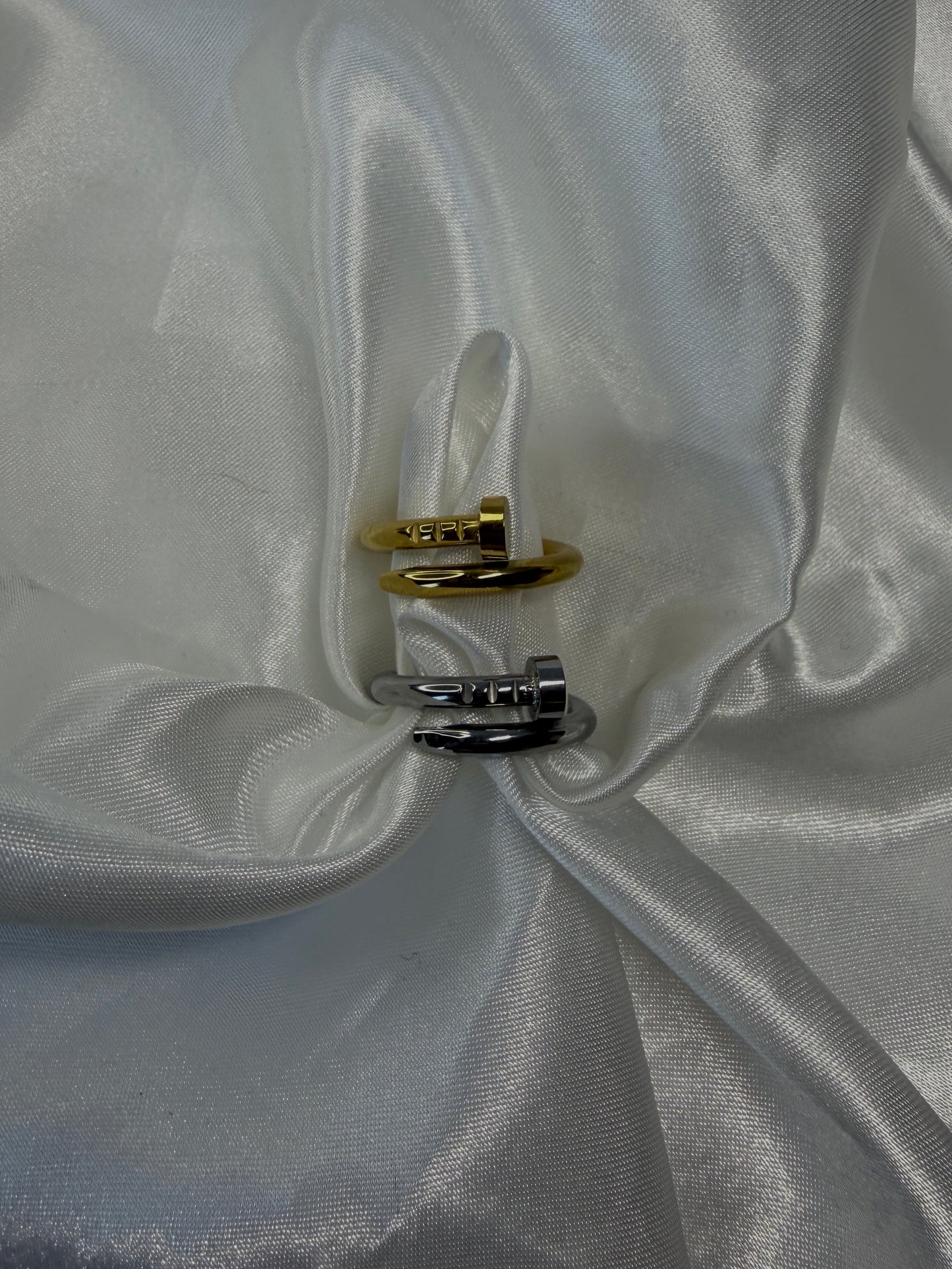 Nail Ring