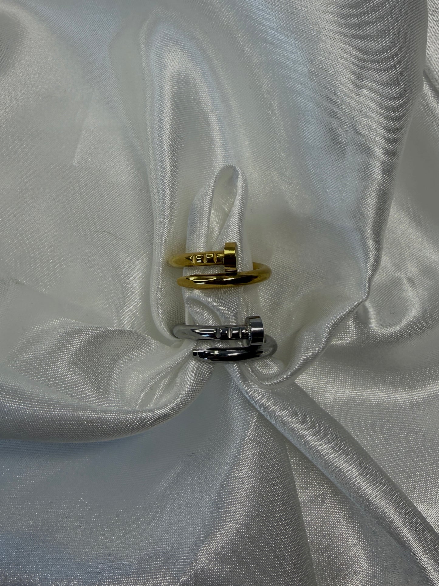 Nail Ring