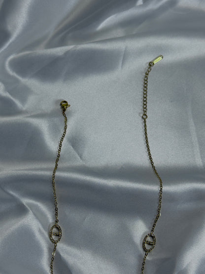Diém Necklace