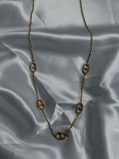 Diém Necklace