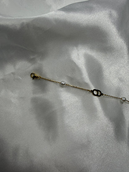 Caia Necklace