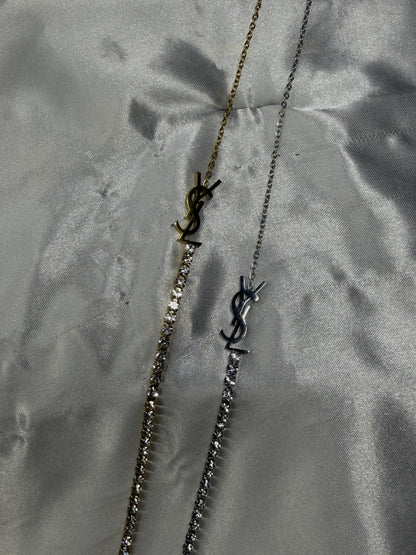 Sparkly Yara Necklace